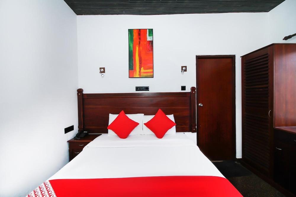 Aca Accommodation Коломбо Экстерьер фото