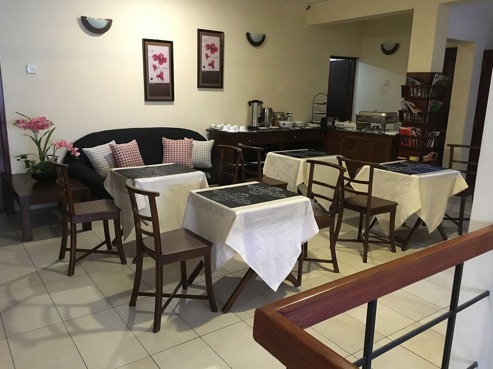 Aca Accommodation Коломбо Экстерьер фото