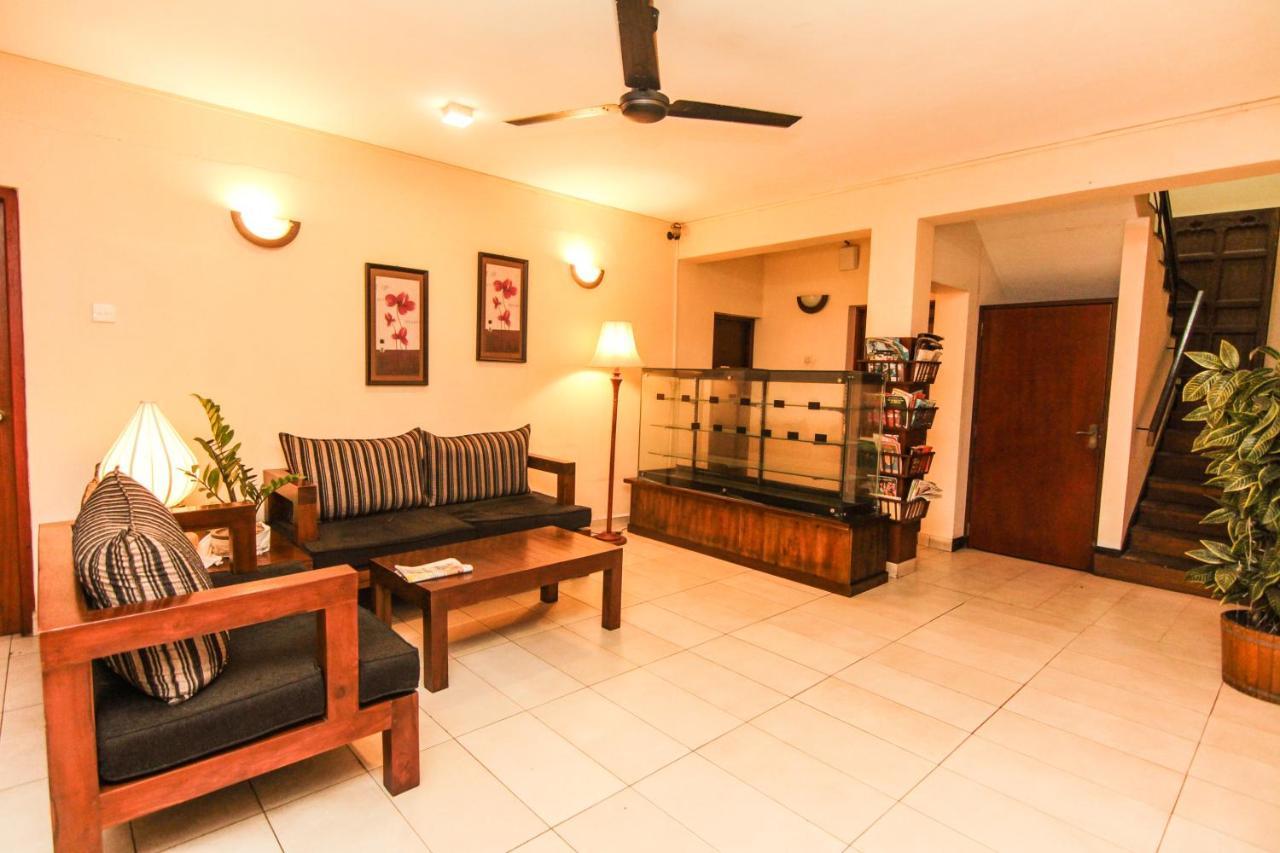 Aca Accommodation Коломбо Экстерьер фото