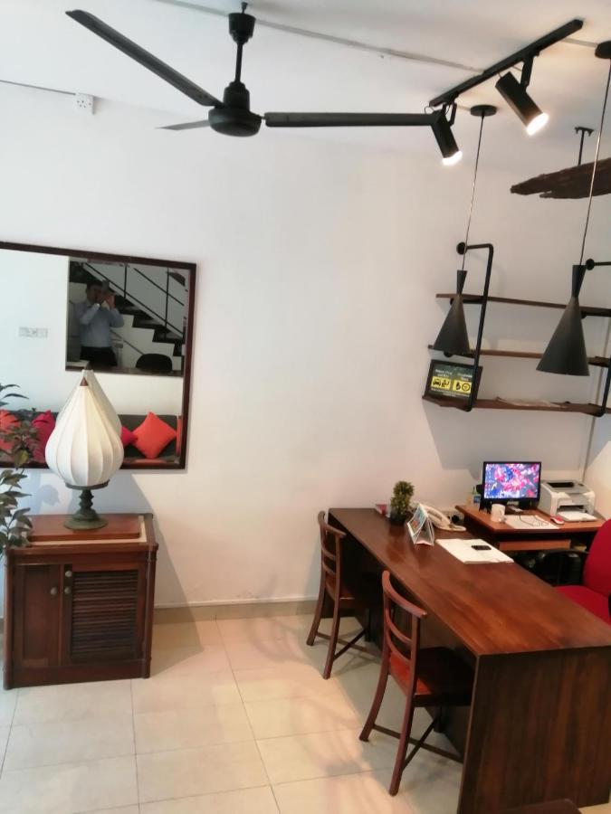 Aca Accommodation Коломбо Экстерьер фото