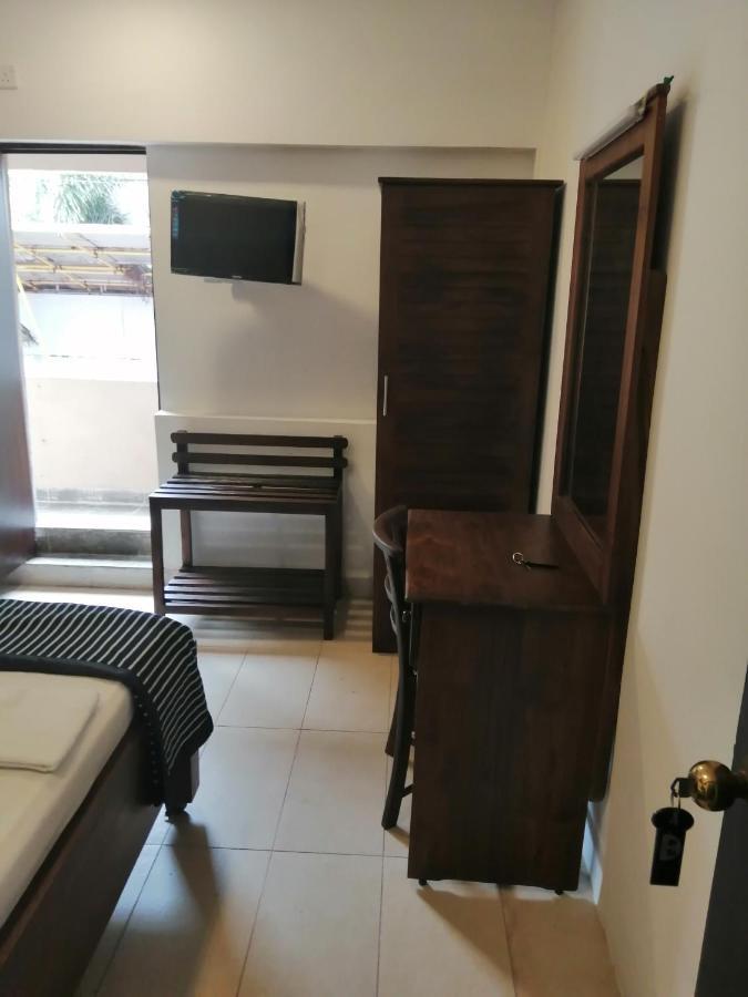 Aca Accommodation Коломбо Экстерьер фото
